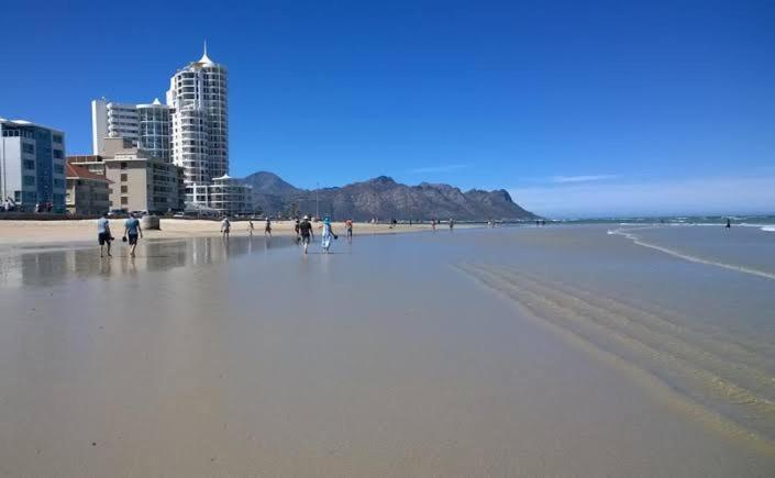 Hibernian Towers 807, Beach Road, Strand Exteriér fotografie